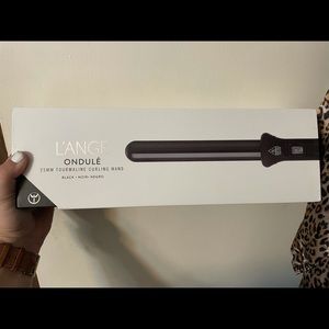 Brand new never used Lange curling wand